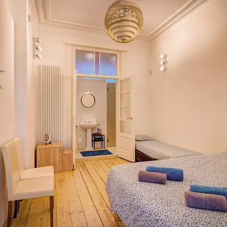 The Bright Stone Lodge. Heart Of Appartement *